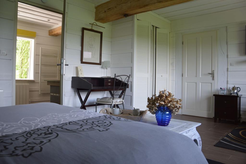 La Grange Des Marettes Bed & Breakfast Cleres Exterior photo