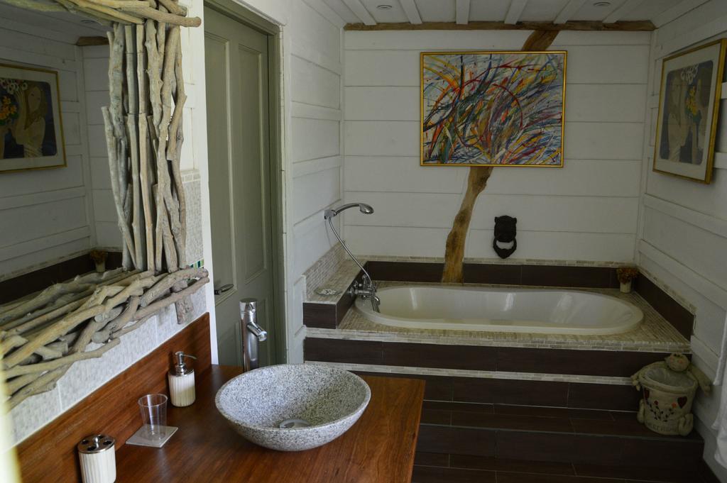 La Grange Des Marettes Bed & Breakfast Cleres Exterior photo